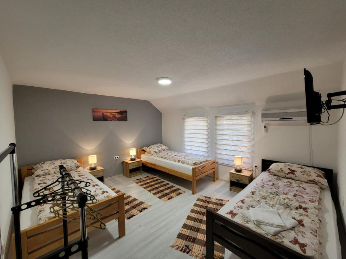 Apartments Daris モスタル エクステリア 写真