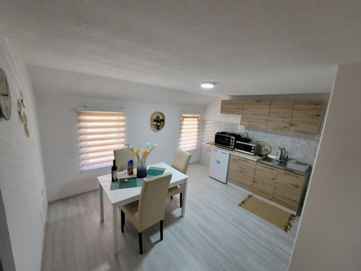 Apartments Daris モスタル エクステリア 写真