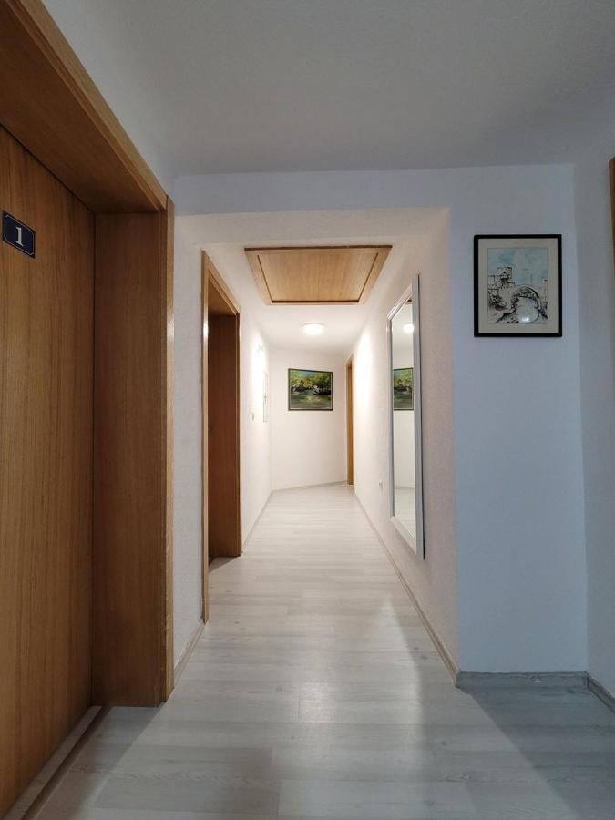 Apartments Daris モスタル エクステリア 写真